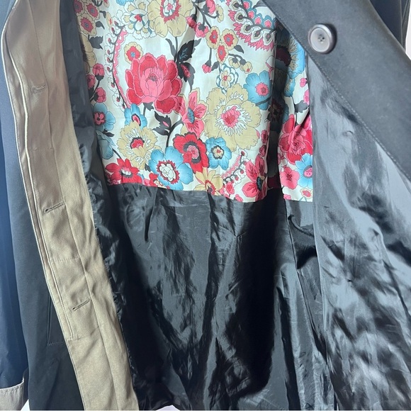 London Fog Black Hooded Trench Coat Floral Lining Women’s XL Rain Jacket - Picture 12 of 15